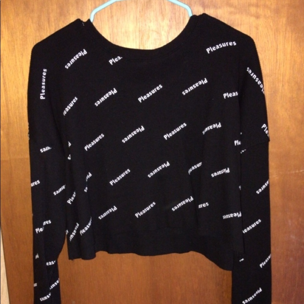 Forever 21 black graphic long sleeved t shirt